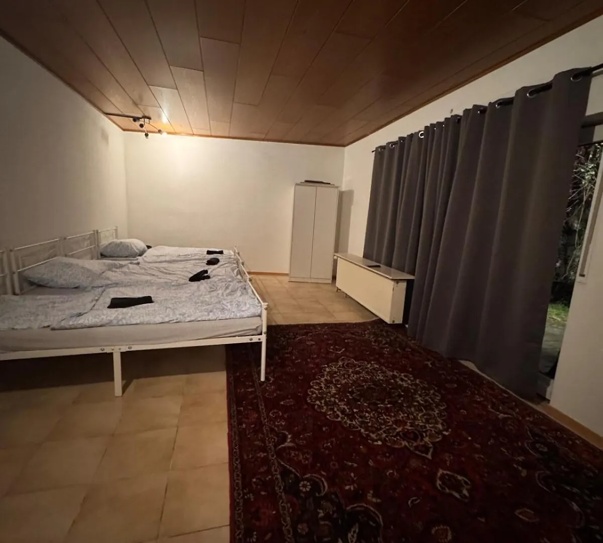 Wohnung In Koeln Porz Am Rhein Mit Kompletter Kueche Διαμέρισμα