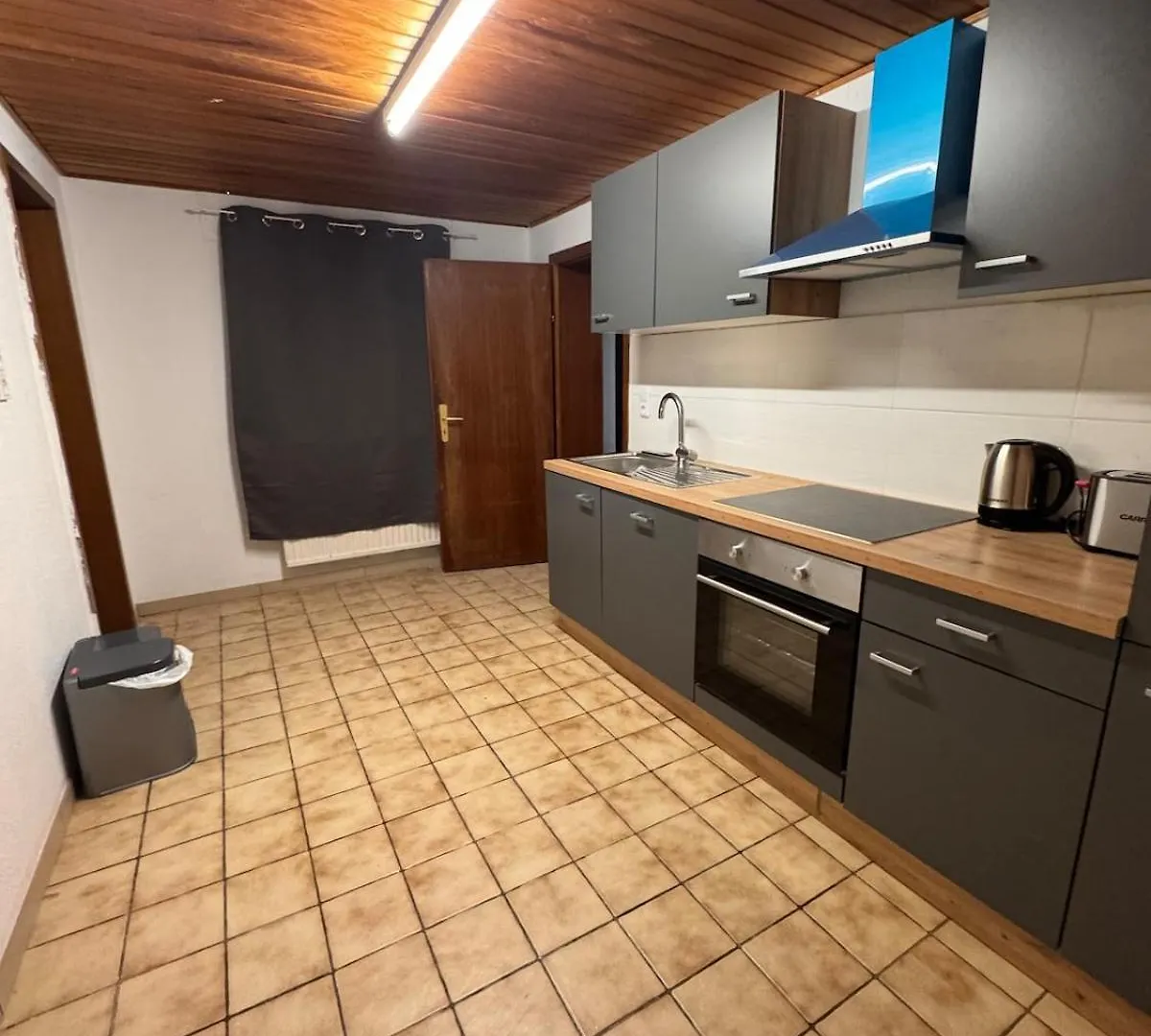 Wohnung In Koeln Porz Am Rhein Mit Kompletter Kueche